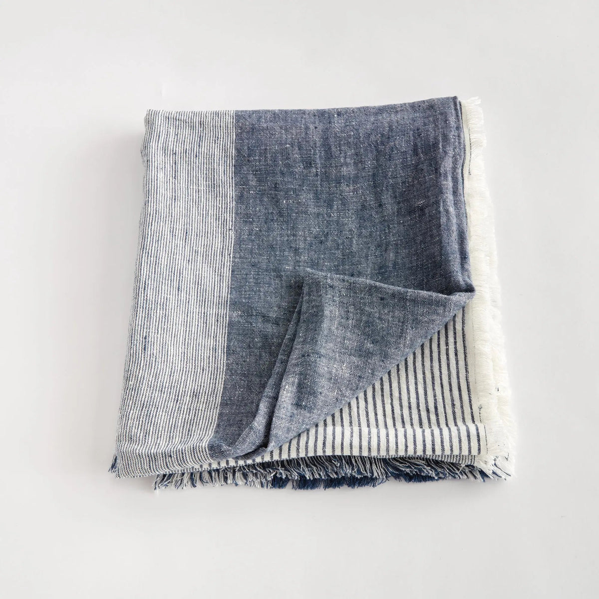 Leon European Linen Throw – Navy & Ivory Woven Indoor Blanket