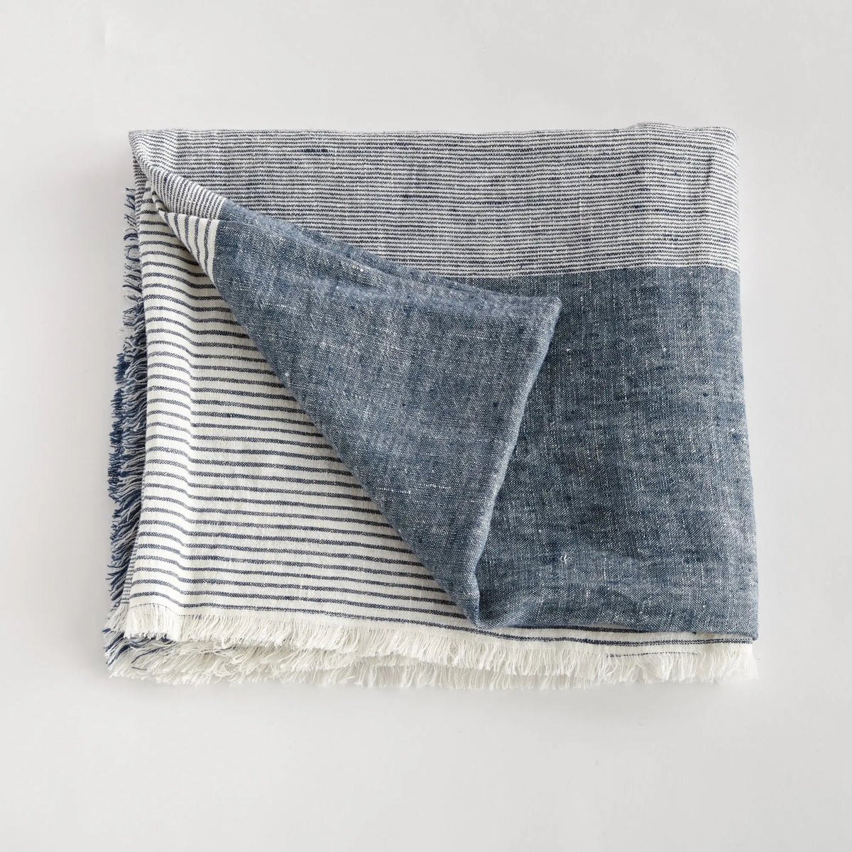 Leon European Linen Throw – Navy & Ivory Woven Indoor Blanket